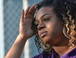 jumbo-thumb-Prison-Wives-LaQuisha-260x200