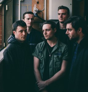 emh6_1TheMaccabees2015studiophotocreditPoonehGhanaLores